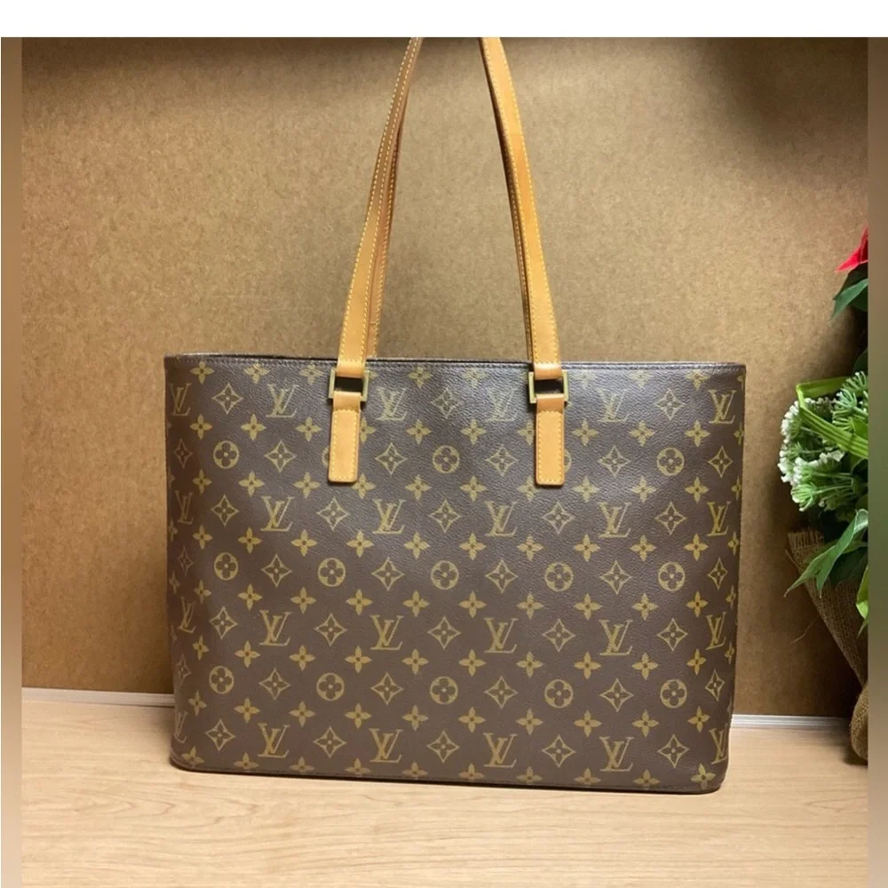 Louis Vuitton ✅Classic Brown Monogram Tote